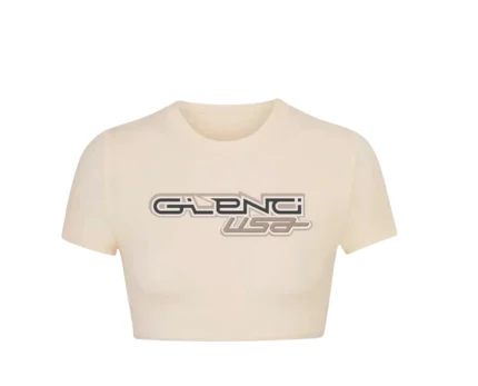 Gold+Vintage Gallery Raspberry Hills ‘Glenci’ Cream Tee Womens